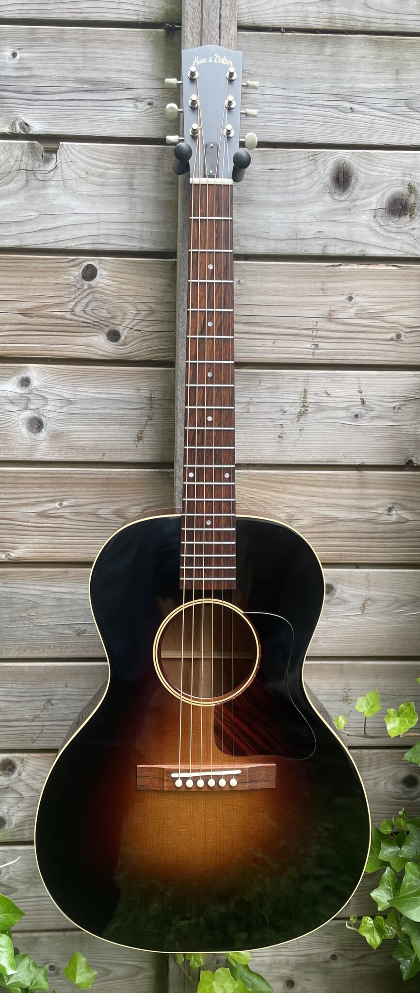 Huss & Dalton Huss & Dalton Crossroads L-00 (MINT)
