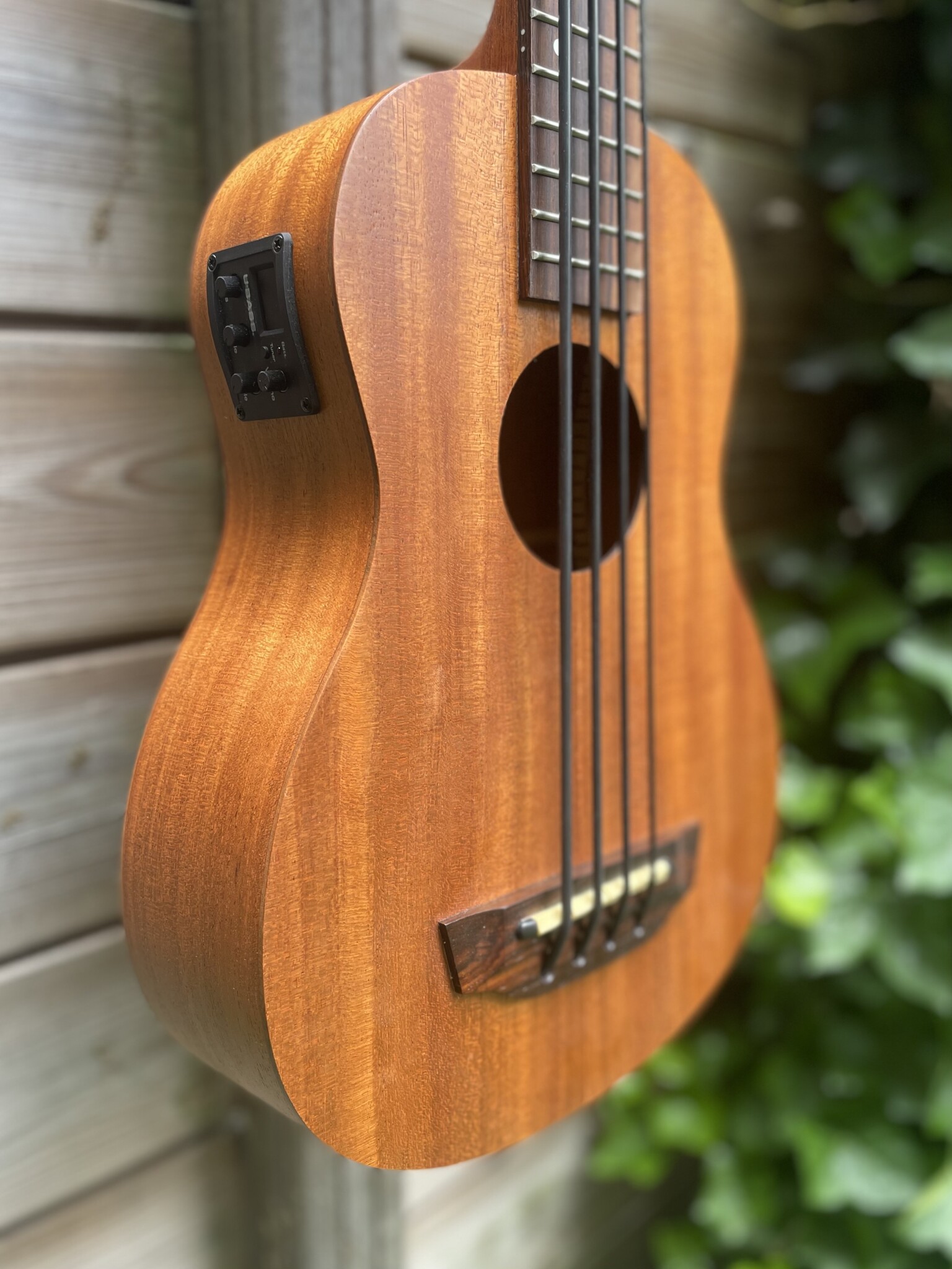 Kala Kala Acoustic-Electric U-BASS Nomad Mahogany UBASS-NOMAD-FS