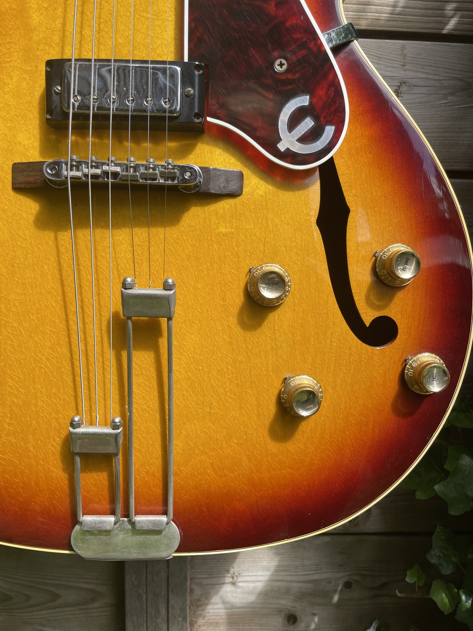 Epiphone 1966 Epiphone Broadway E252