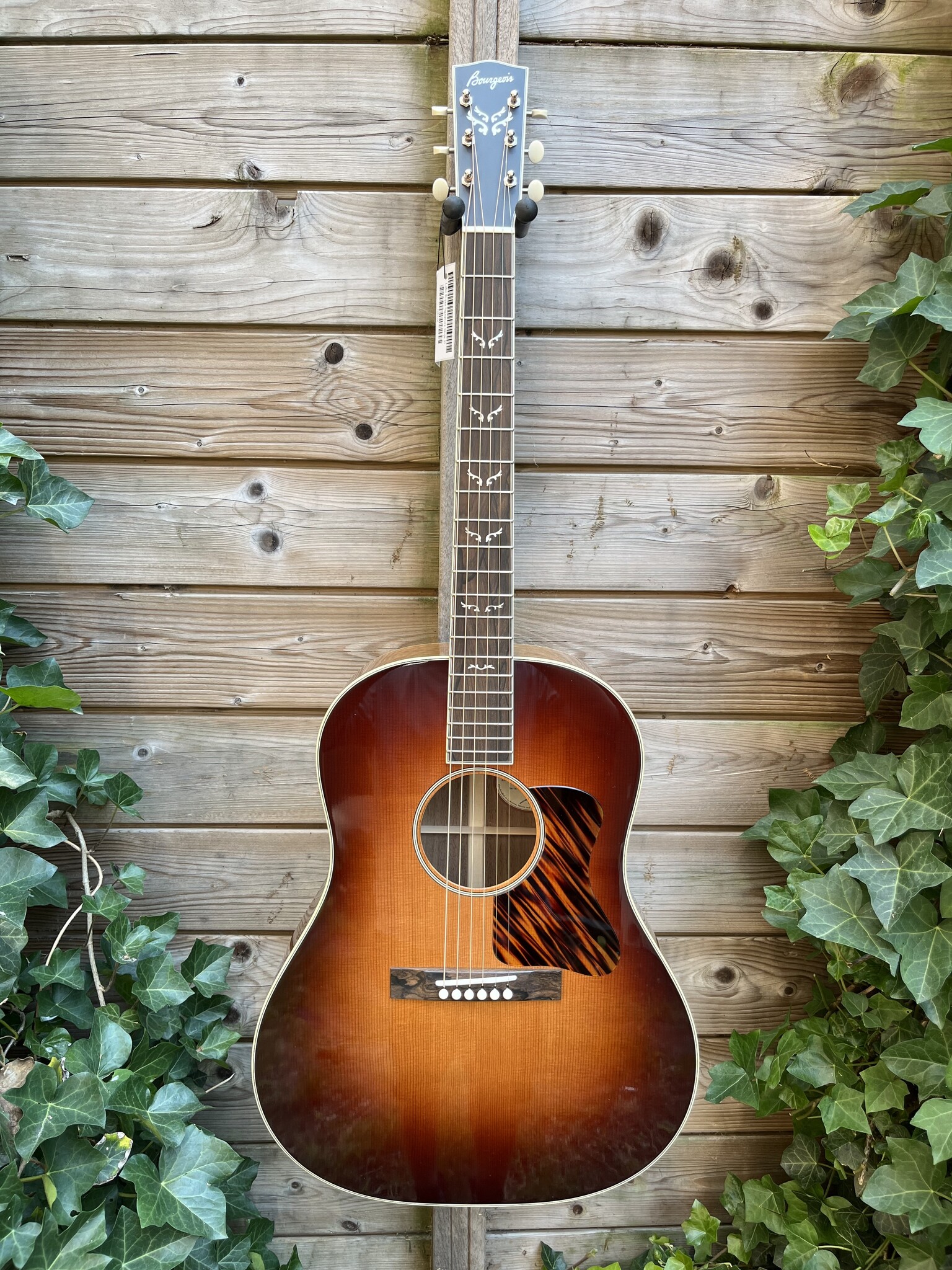 Bourgeois Bourgeois Touchstone Slope Shoulder Dreadnought Luke Bryan Signature Limited Edition