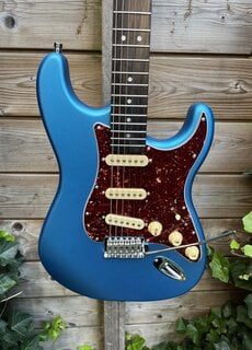 Patina Guitars Patina PS-3 S-Style Lake Placid Blue