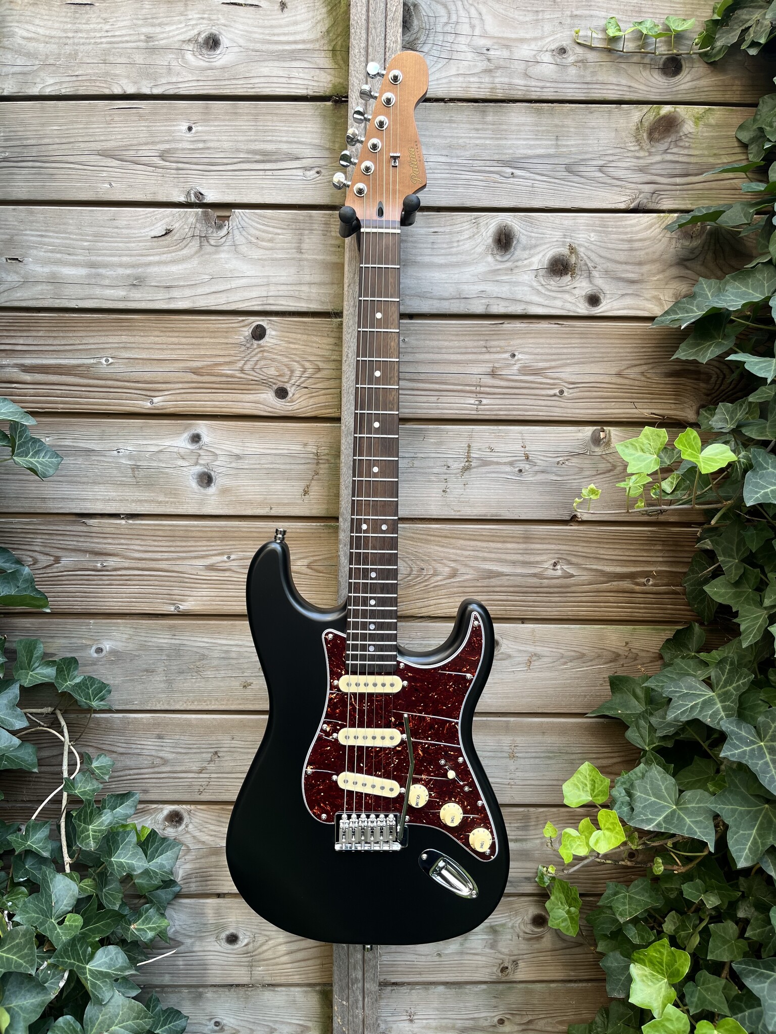 Patina Guitars Patina PS-3 S-Style Black
