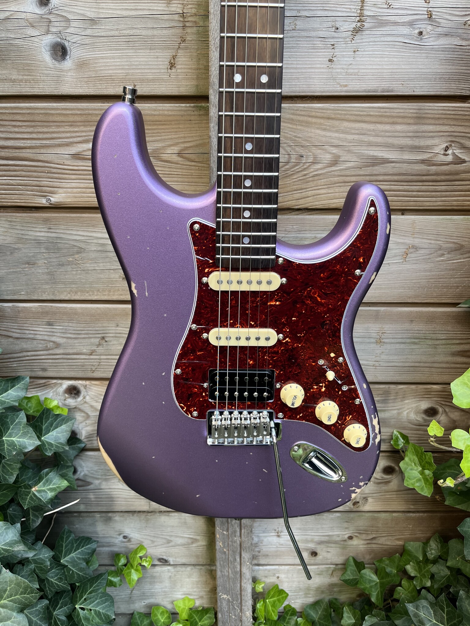 Patina Guitars Patina PS-7 S-Style Purple Relic HSS