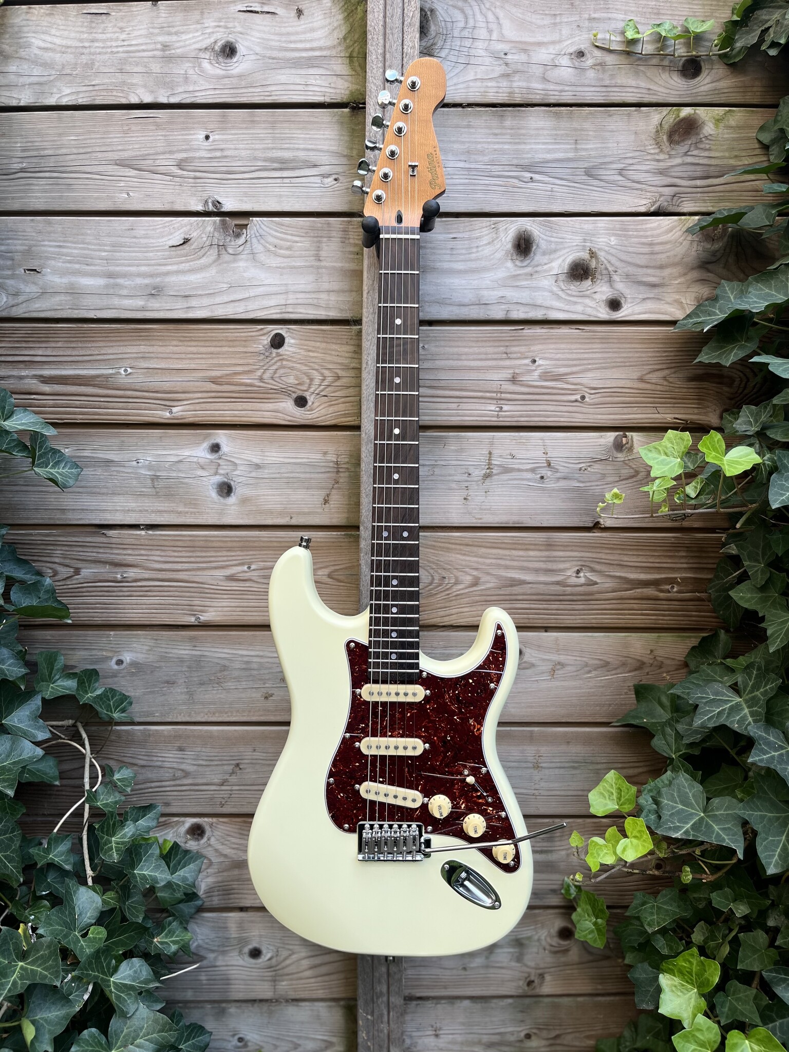 Patina Guitars Patina PS-3 S-Style Olympic White