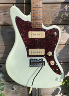 JET Guitars JET Offset JJ-300 Olympic White