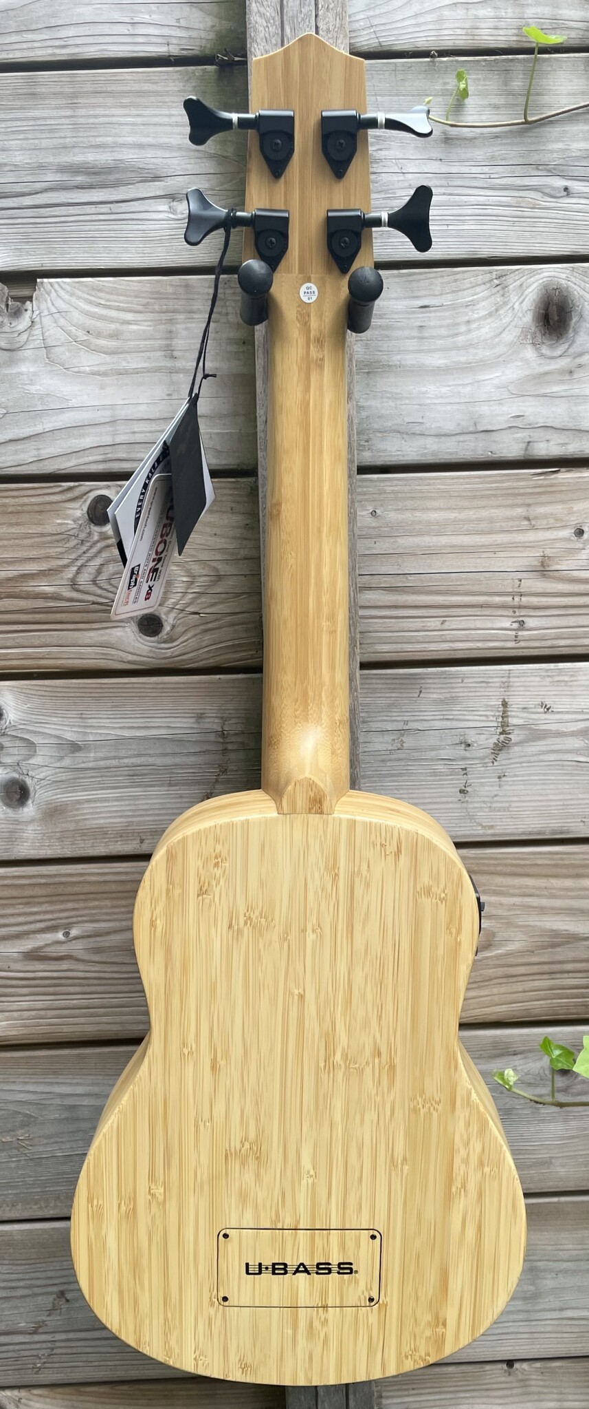 Kala Kala Acoustic-Electric U-BASS Bamboo