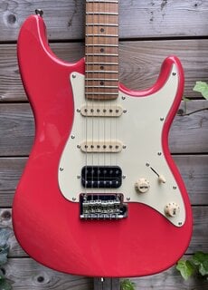 JET Guitars JET HSS Strat JS-400 Coral Red