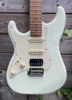 JET Guitars JET HSS Lefthanded Strat JS-400 Olympic White