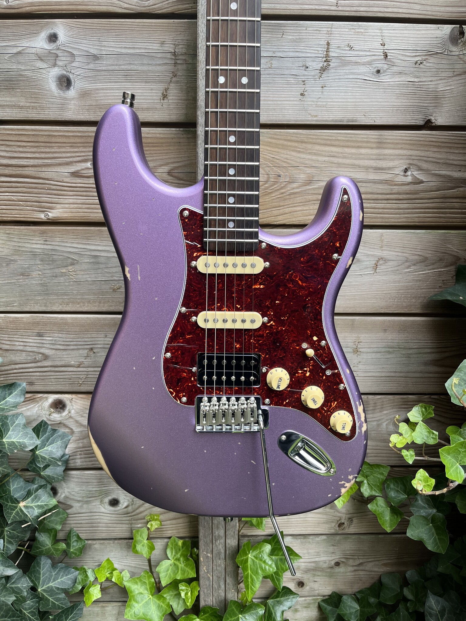 Patina Guitars Patina PS-7 S-Style Purple Relic HSS