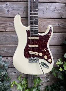Patina Guitars Patina PS-3 S-Style Olympic White