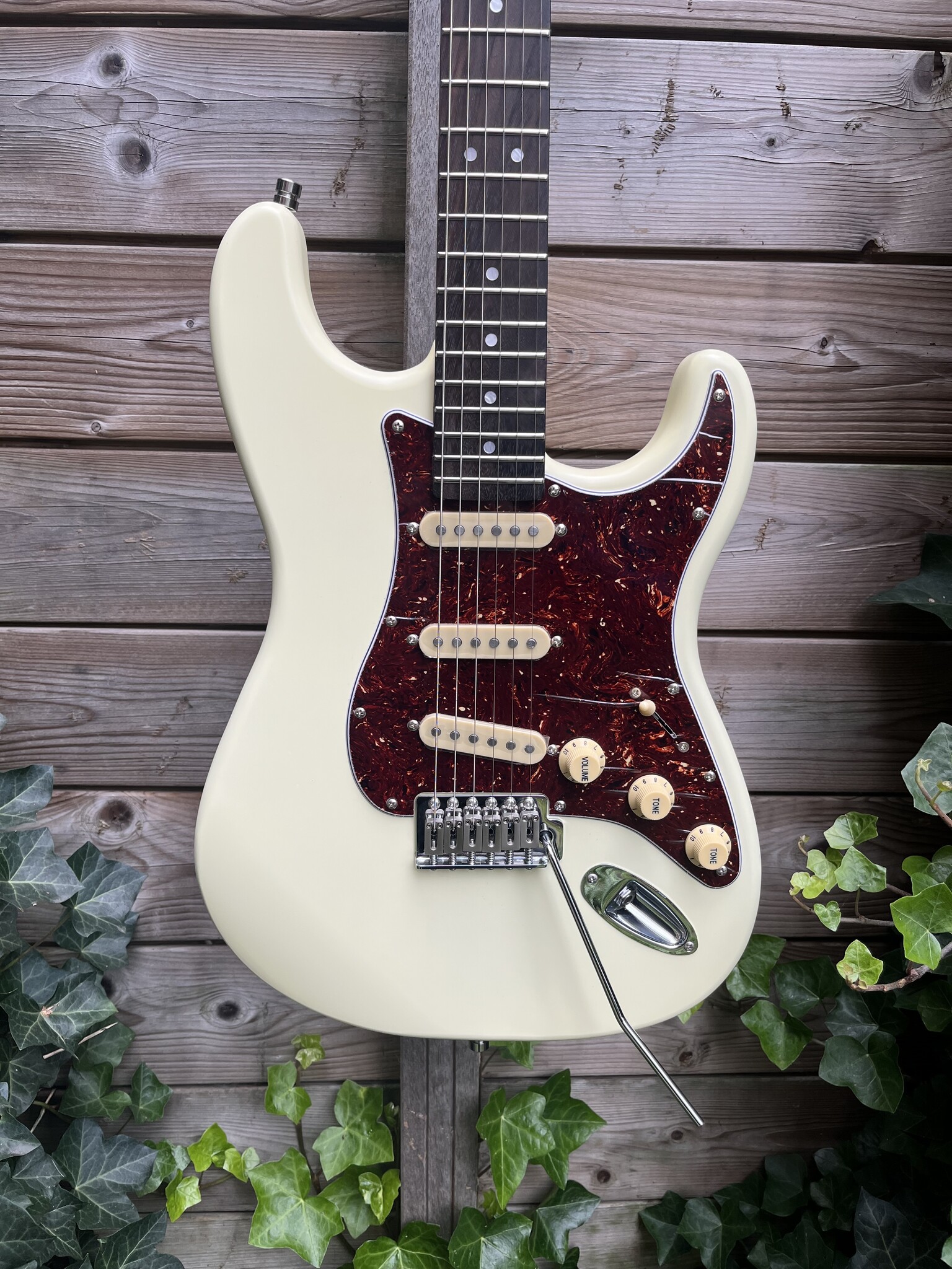 Patina Guitars Patina PS-3 S-Style Olympic White