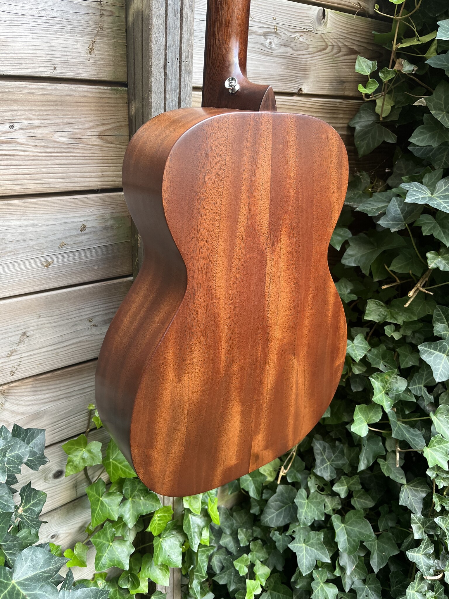 C. F. Martin & Co. Martin 0-10E Retro Road Series Jason Isbell