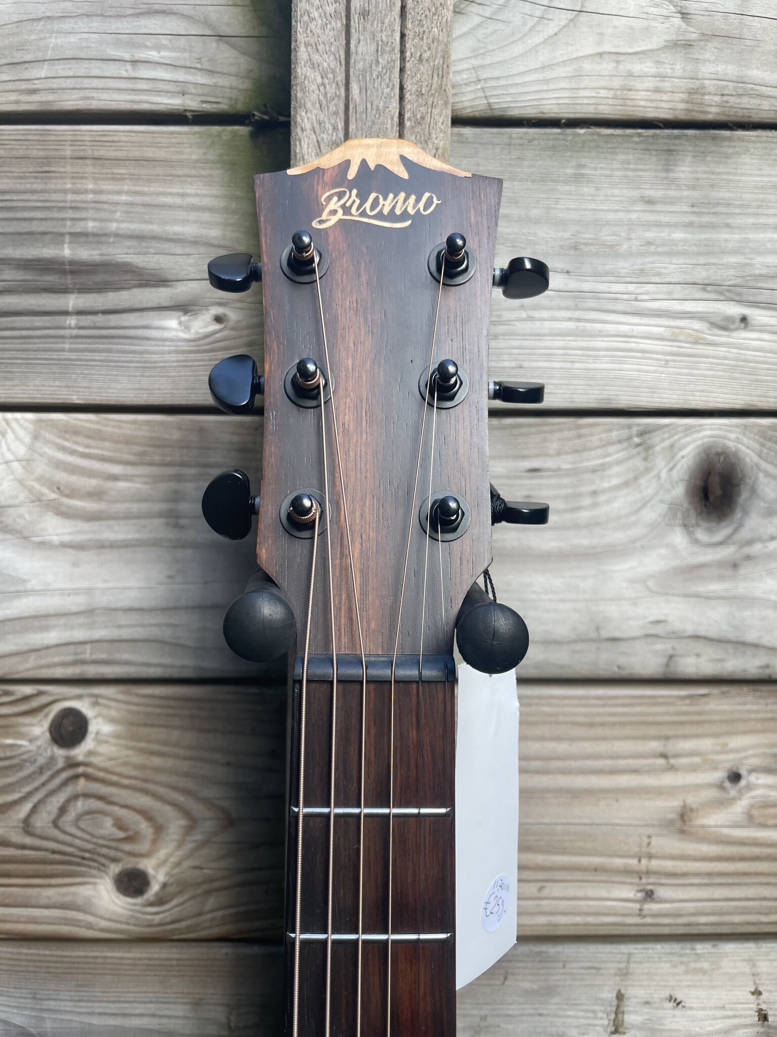 Bromo Bromo Tahoma Series BAT1 Dreadnought