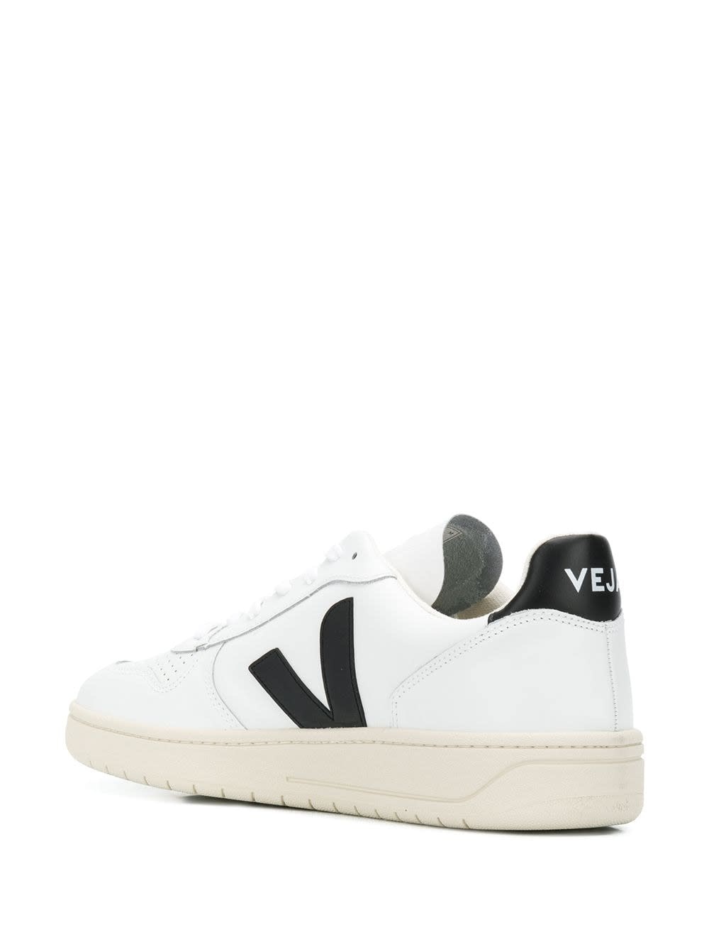veja v 10 black and white