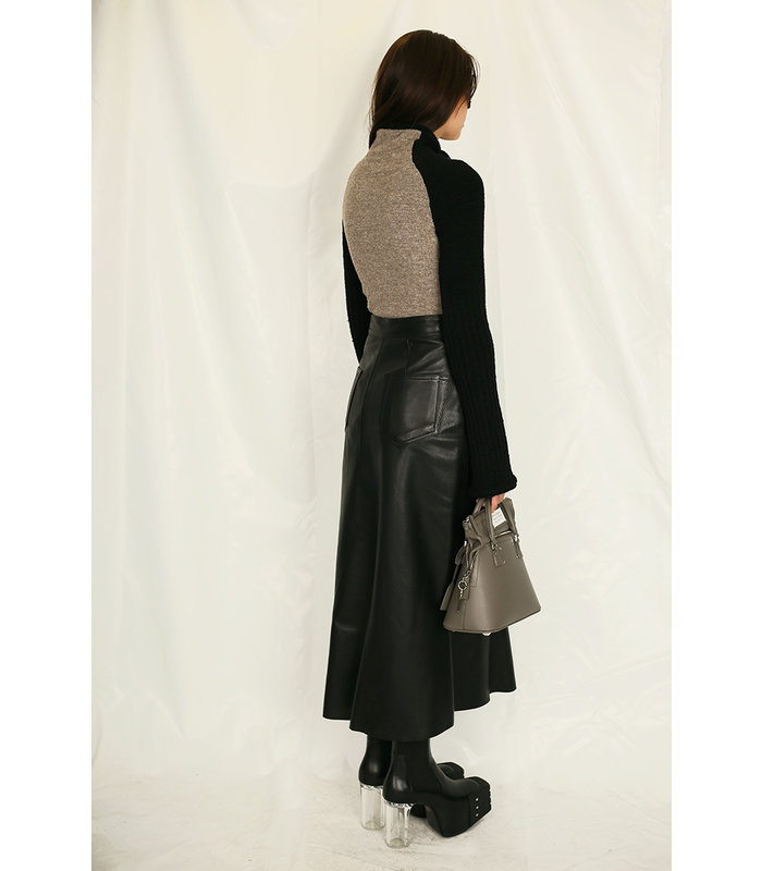 LEATHER GODET SKIRT BLACK