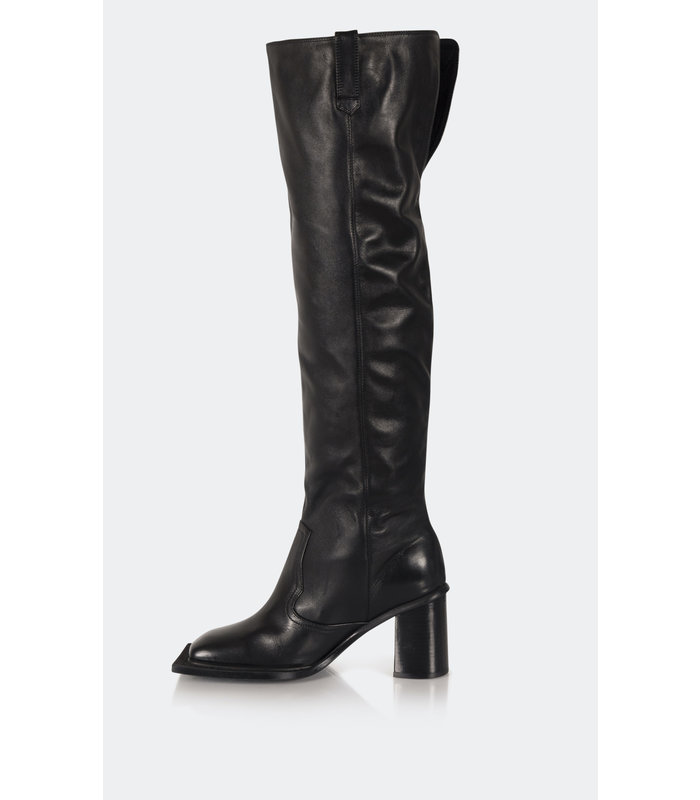HOWLING KNEE HIGH BOOTS BLACK