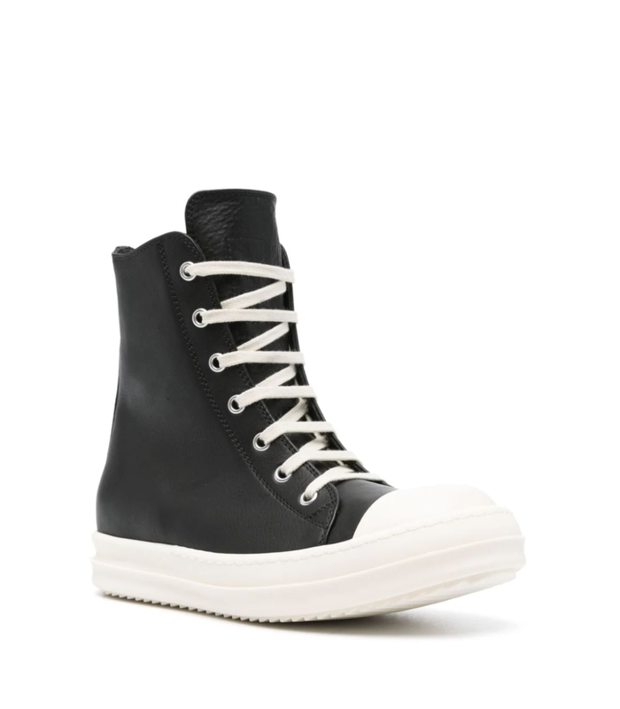 SNEAKERS BLACK/MILK