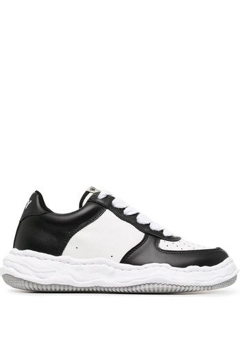 MAISON MIHARA YASUHIRO wayne low top sneaker black/white