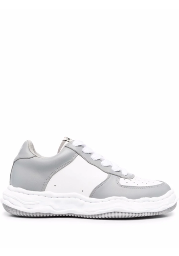 MAISON MIHARA YASUHIRO wayne low top sneaker grey white