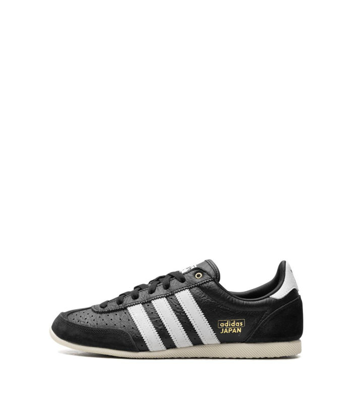 JAPAN W core black/ftwr white/gold met