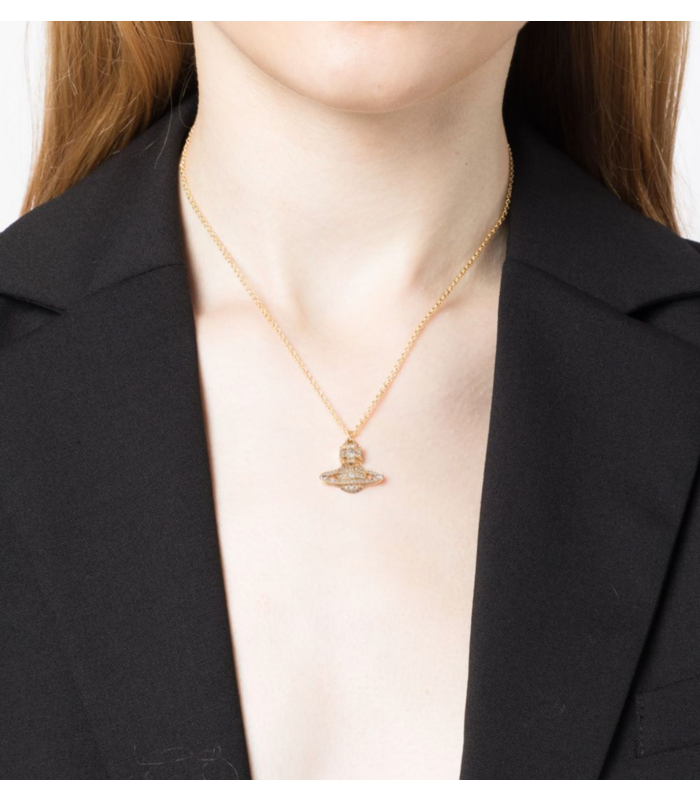 CARMELA BAS RELIEF PENDANT GOLD/WHITE