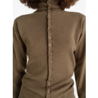 BUTTONED FITTED CARDIGAN HAVANA