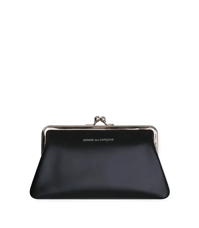 KISS CLASP BLACK