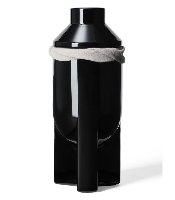 SCENTED CANDLE BLACK