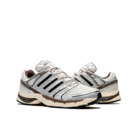 Adidas ADISTAR CONTROL 5 FTWWHT/CBLACK/CWHITE
