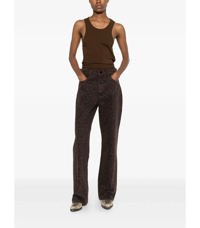 MUSCLE TANK TOP BRUNETTE