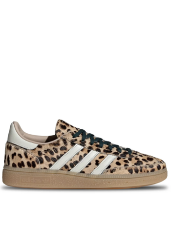 ADIDAS handball spezial w magic beige / ivory / aurora ivy ADIDAS handball spezial w magic beige / ivory / aurora ivy
