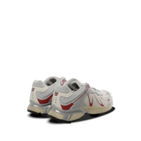 XT-WHISPER Almond Milk/Ftw Silver/Lava Falls