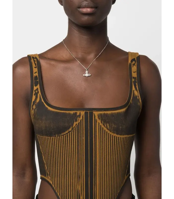 GRACE BAS RELIEF PENDANT PLATINUM / CRYSTAL