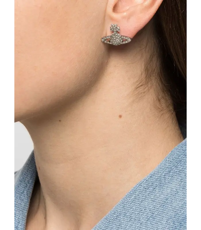 GRACE BAS RELIEF STUD EARRINGS PLATINUM / CRYSTAL