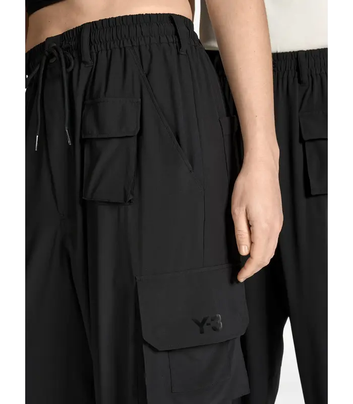 UT STRAIGHT PANTS BLACK