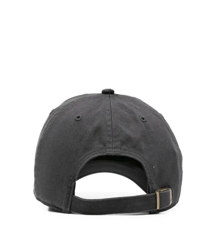 Remix dad hat Blackout