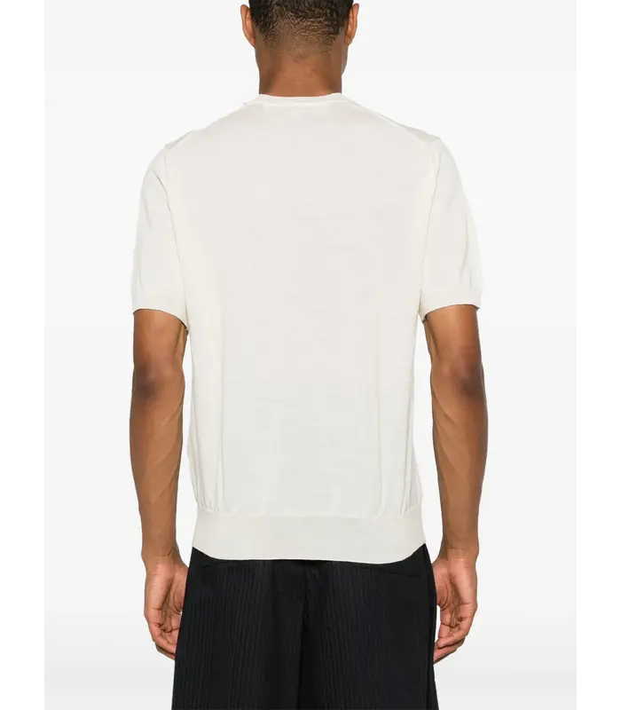ROUND NECK RED EMBLEM WHITE