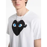 T-SHIRT BLACK EMBLEM BLACK HEART WHITE