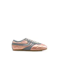 SNEAKER BLUSH