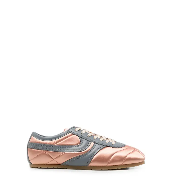 SNEAKER BLUSH
