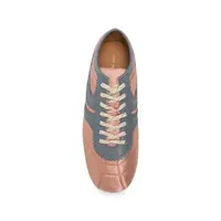 SNEAKER BLUSH