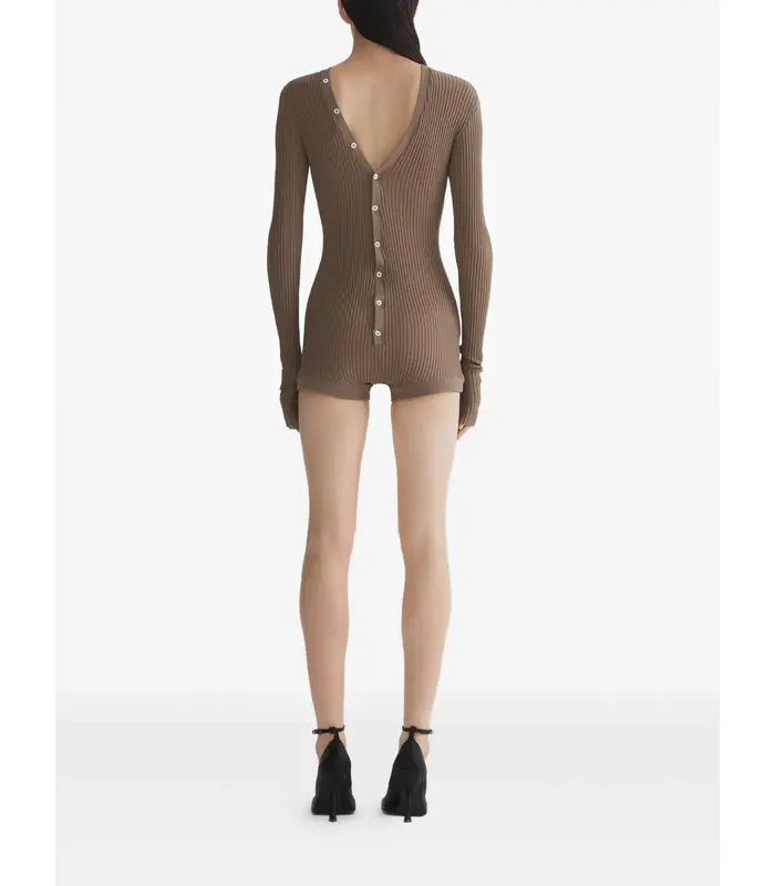 BO0290 BODY MOLE