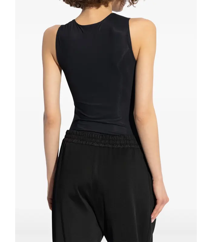 BODY BLACK