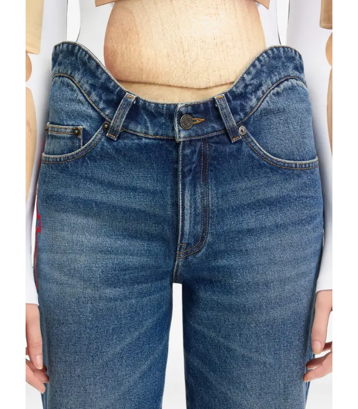 STRAIGHT DENIM PANT WITH WAVY WAISTBAND AND JPG PRINT DETAILS DARKVINTAGEBLUE/ROUGE
