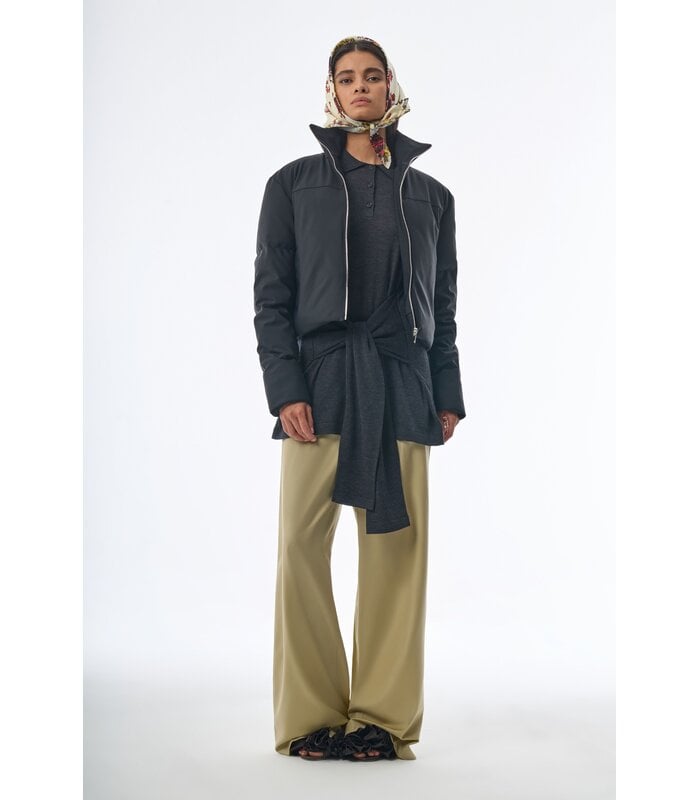 Megusta Water Repellent Crop Down Jacket Black