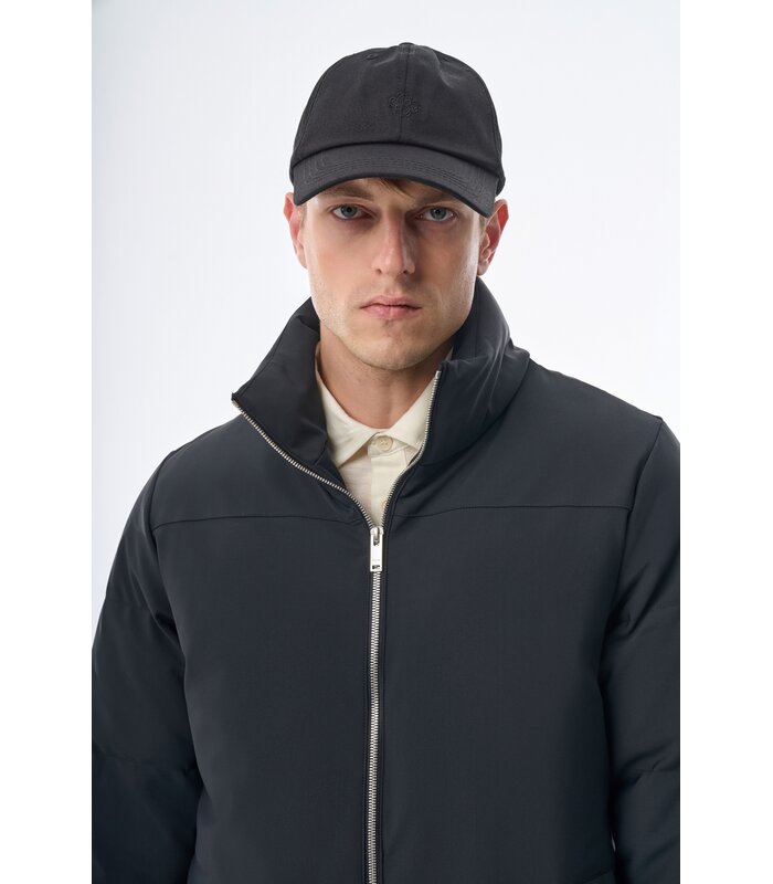 Megusta Water Repellent Down Jacket Black