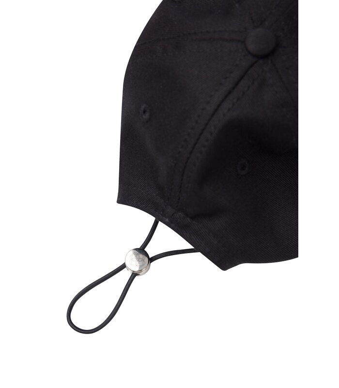 Megusta Embroidered Logo Cap Black