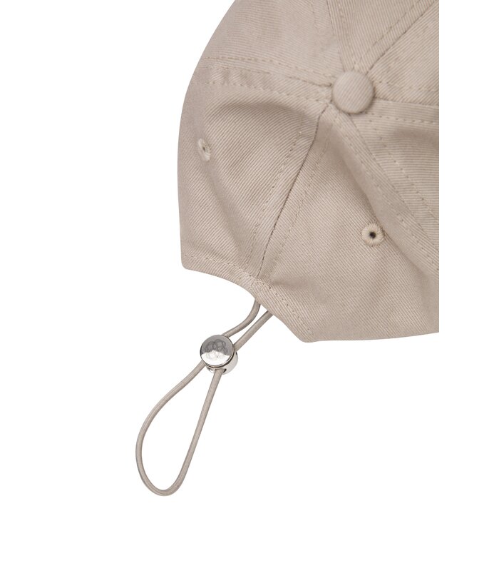 Megusta Embroidered Logo Cap Beige