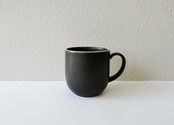 Molde Edge Black Beker 9xH9cm 621130 Molde Edge Black Beker 9xH9cm 621130