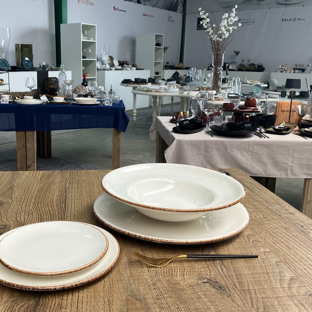 By Bone Grace Zest  Pastabord 27 cm Creme Bruin Porselein  536028